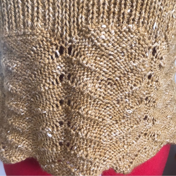 Hand Knit Cropped Sweater - Picture 6 of 12